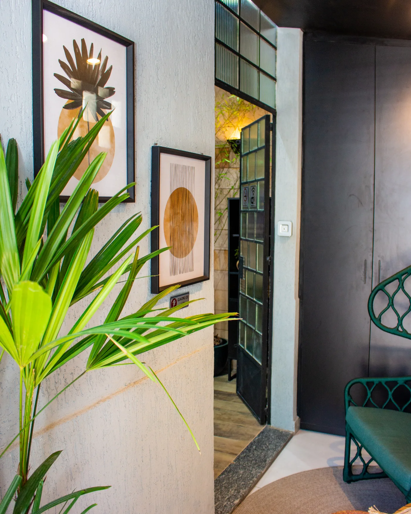 Interior do coworking A Casita, projeto de Amanda Damasco